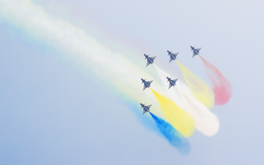 һ�����M�ɹ��װl(f��)����չ����ʮ�����Ї���չ�麣�_Ļ