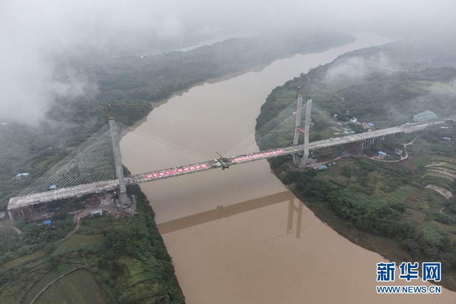 ����Ø򡱺������B�Ӵ���ɴ��(gu��)�Ҽ�(j��)�^(q��)�ĸ���·�M(j��n)��ͨ܇��Ӌ(j��)�r(sh��)