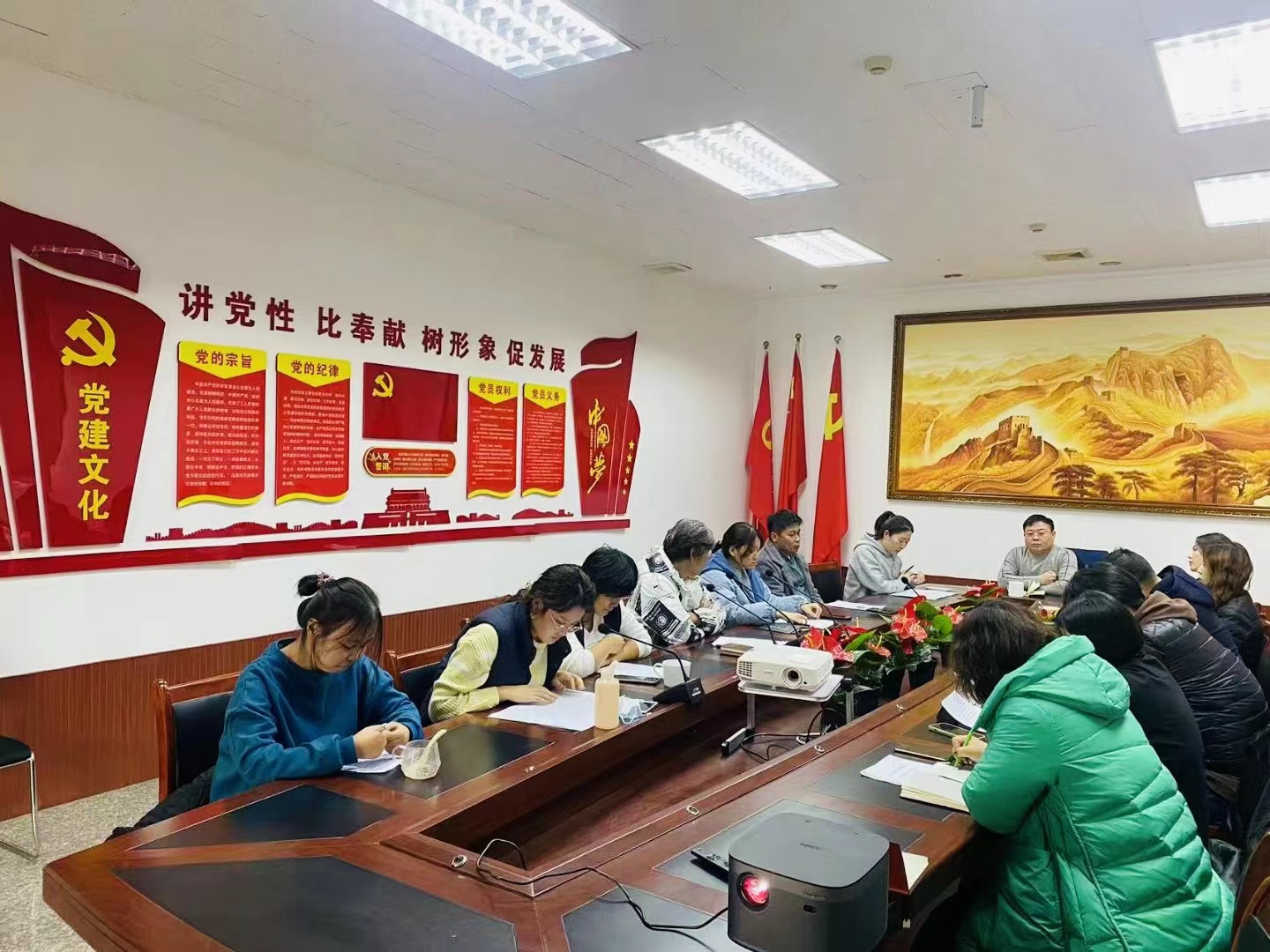 ����ͨ�s־��cף��ʮ����ӛ�߹�(ji��)���҂��Ĺ������v��Մ��