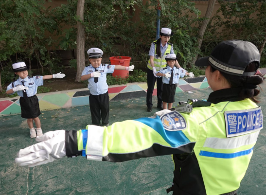 �½��젖������׃��С�������񾯡���(zh��)�ڡ����ܴ�؟(z��)��