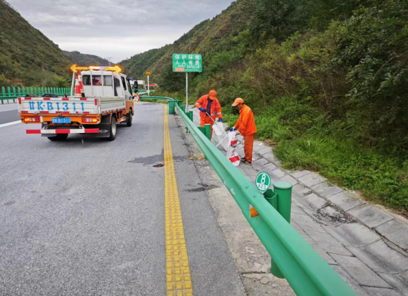 �ɿh��·��ȫ����(y��ng)���ﶬ����ѩ���