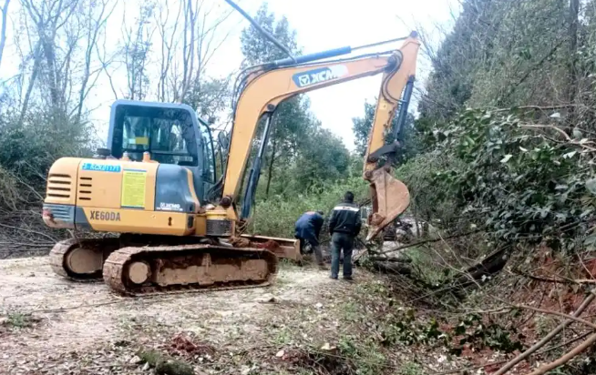 ���﹫·���T����[������ͨ