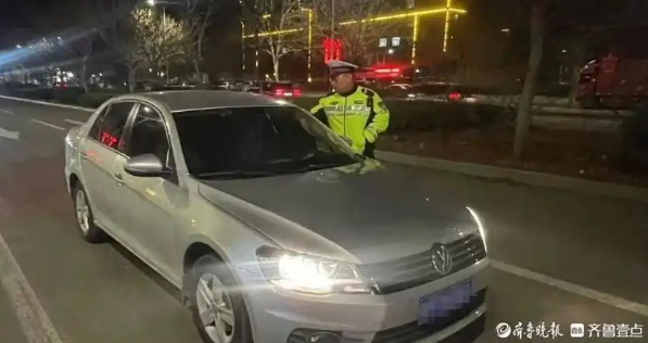 �ƾ�ɢ���������ǈ������ƽ���ҹ����{���{