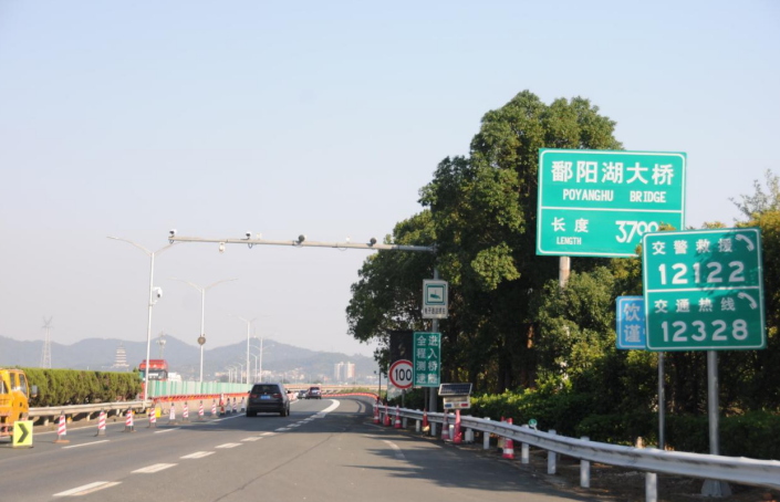 ���ف������������Ÿ�����������120����/С�r��۶ꖺ����������100����/С�r