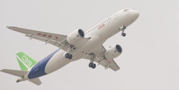 �Ї��׿���H����ˮ��(zh��n)�ĸɾ��͙C(j��)C919���w�ɹ�