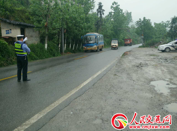 �F�ݽ��ڽ�������+�ڡ������꼾 ��·��ͨ��ȫ����������