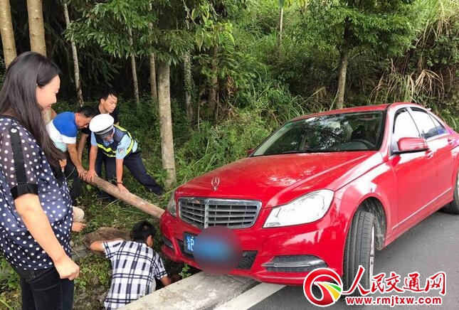 �F�ݽ��ڿhһ܇��߅�_܇߅���֙C(j��)���l(f��)һ��ͨ�¹�