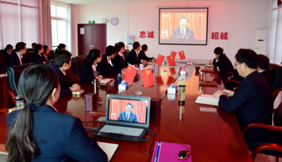 ������Ͷ��������˾�J���^��ʮ�Ŵ� �_Ļ��ʢ�r