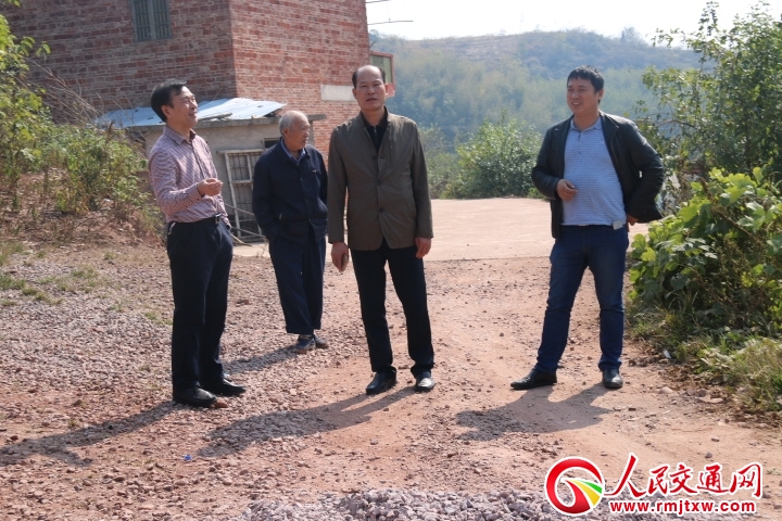 ���Ϻ��ϣ����ۺ����޸�·����ͨ�_�ϽM�����һ���