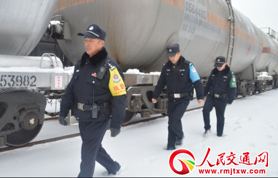 ����S���F��������ѩ��Ȼ��(z��i)���o(j��)��(sh��)