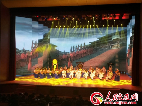 ��ץ���ɳ����c   ��벢�e�،�Ч���������������_չ���p��(chu��ng)�������o��