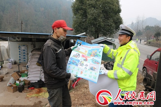 �Ĵ��VԪ   ������}��ӷ���Ⱥ�����\����