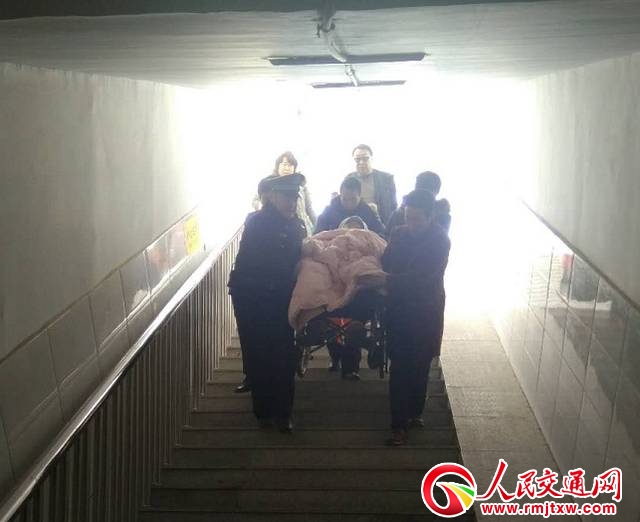 �鲼��܇վ�ɳ����_�پGɫͨ�������ز����˚w�l(xi��ng)