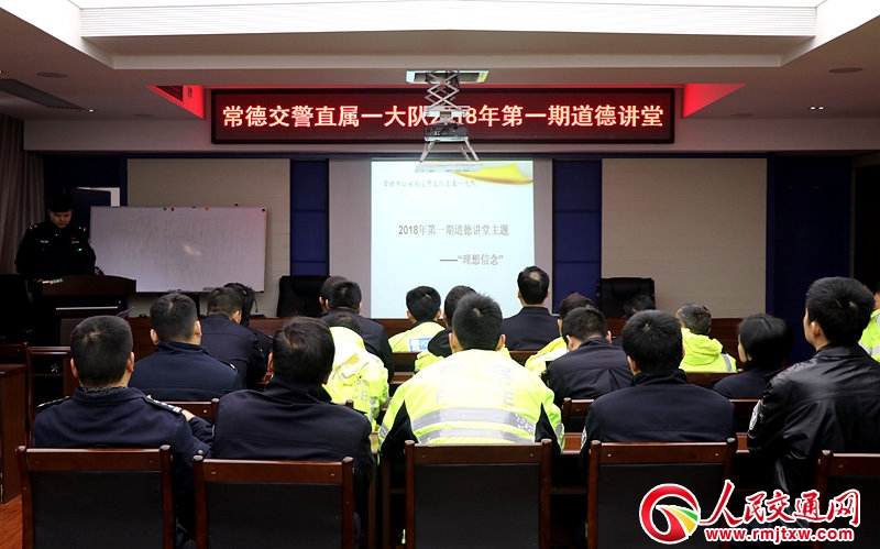 ���ϳ��½���ֱ��һ���(du��)�e�k2018���һ�ڵ����v��