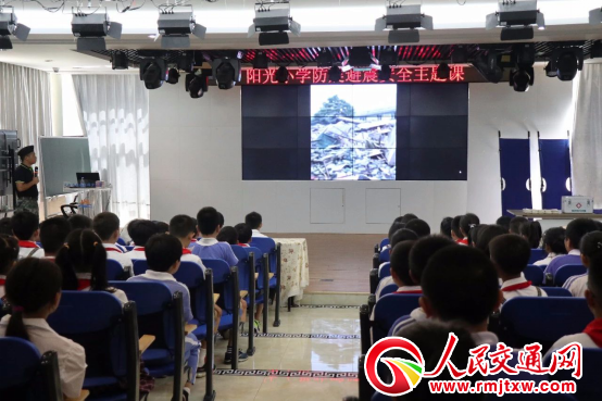 ׿������y���(y��ng)��С�W(xu��)�e�k�o(j��)���봨����10�����߷������ȫ�������}���(d��ng)