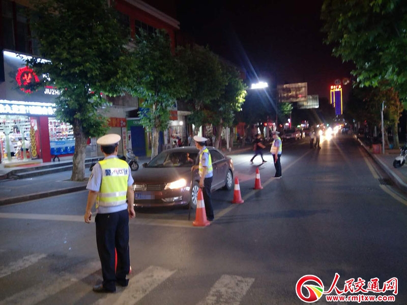 ���ϰ��l(xi��ng)�������m(x��)���Ρ�ը�֡�Ħ��   ���조���ġ��俼֮·