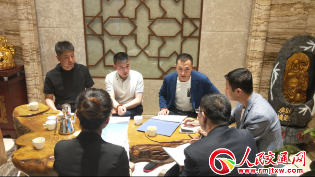 ��־������ƴ����(l��i)���ഺ �T�Ͳ�I(y��)����