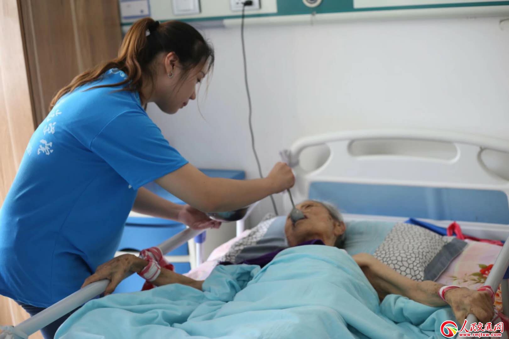 �ӱ��Ǝ�����������`��Ӯ��ʼ���