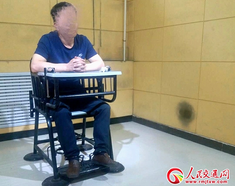 ����һ�ӷ�Ư�����ݶ�ʮ����  ����������t(y��)��ץ