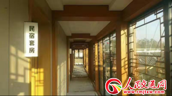 �ӱ��R���hʯ�T�(zh��n)��ɫС�(zh��n)���O(sh��)�ʬF(xi��n)����ò