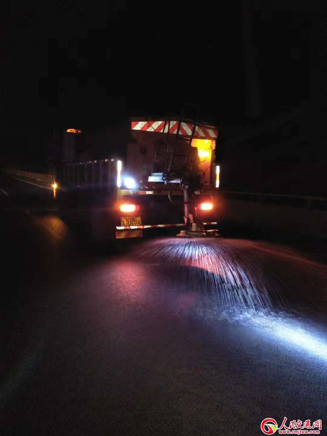 ��·���T�e�O��ѩ���� �����C��ˮ���ٕ�ͨ