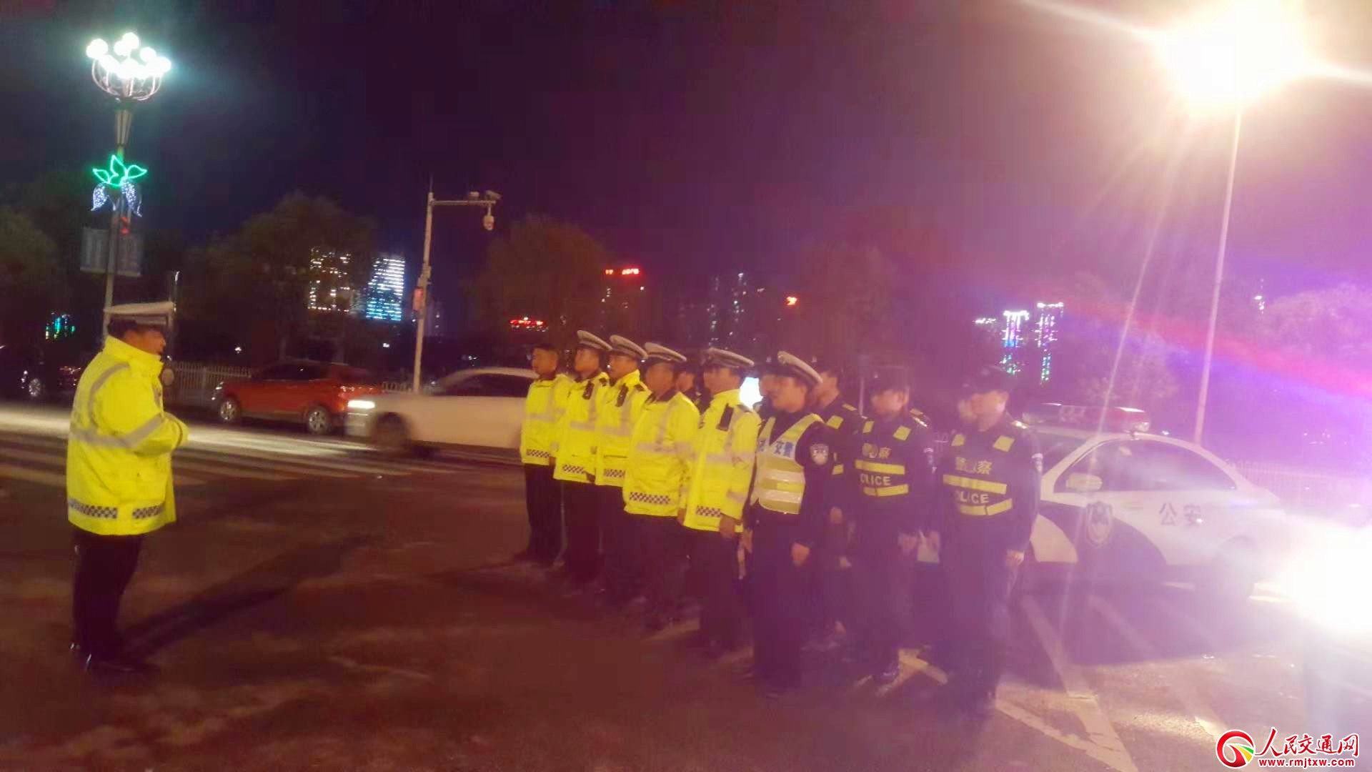 ���ҽ������m(x��)�_(k��i)չҹ����{���(xi��ng)�����Є�(d��ng)