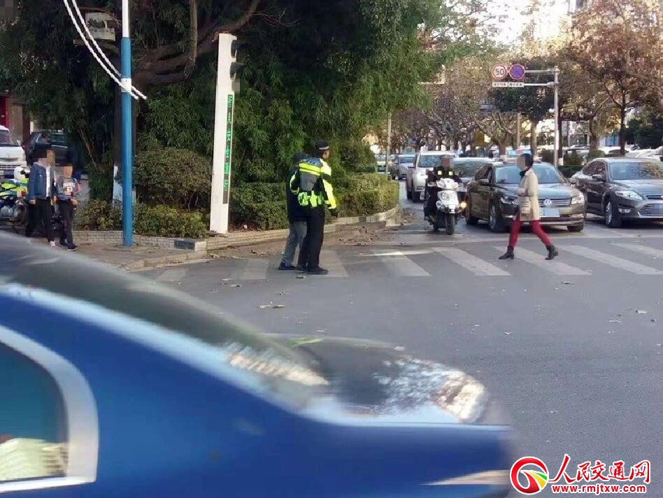 ����ů�ġ�С�S�ˡ��������˚w������ĸ�ӈF(tu��n)��