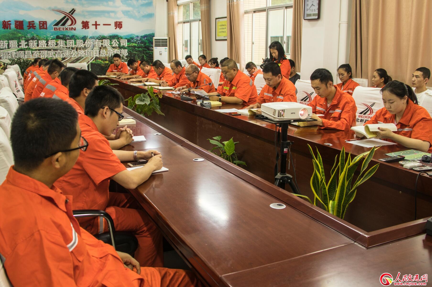 �������䱱��·�򸣽���۸����Ŀ�������M���Y����ĸ﹤��