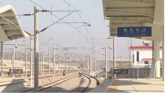 ɽ�|ʡ���u��վ�M(j��n)����β�A�� �l(f��)܇�r(sh��)�̱��l(f��)��