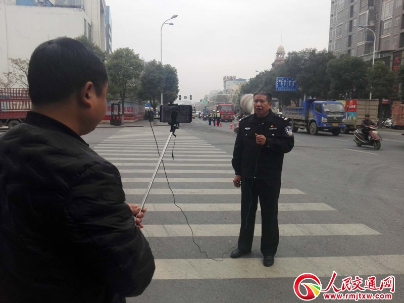 ���ϰ��l(xi��ng)�����_չ��ͨ��(zh��)����ֱ��  ��������ȫ�������R