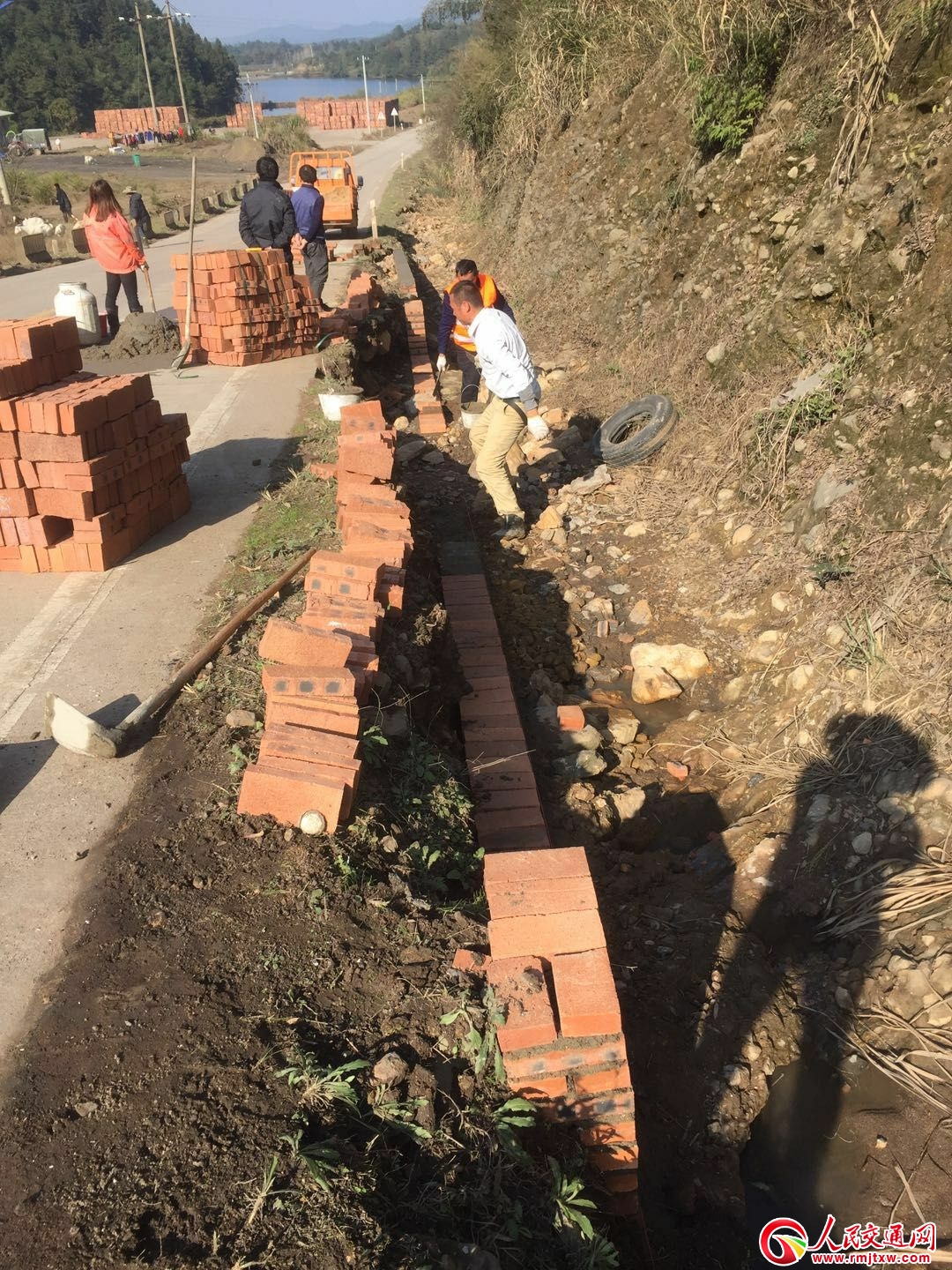 �������ʹ�·�־�Ѹ�ٳ����޽�߅��