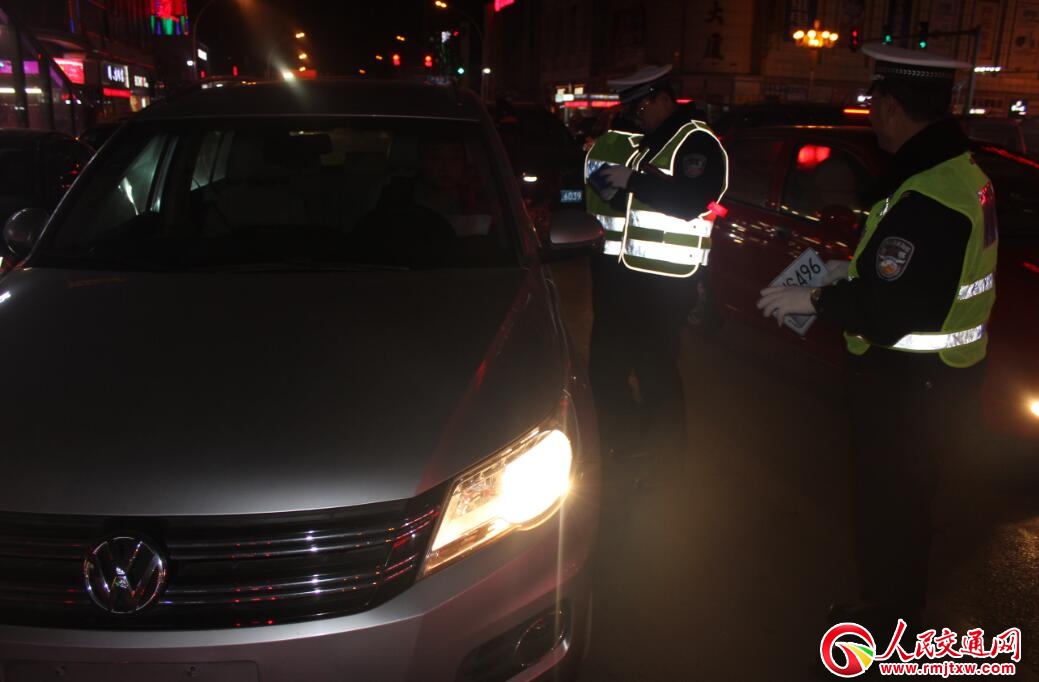 ɽ�����ʽ������(du��)�_չ��ͨ�`������ҹ��y(t��ng)һ�Є�