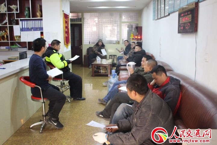 �ӱ���ꀽ����ӏ�(qi��ng)���tɫ����I(y��)�O(ji��n)������