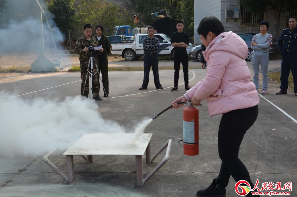 ����������·�־��_չ���\�����ݾ����