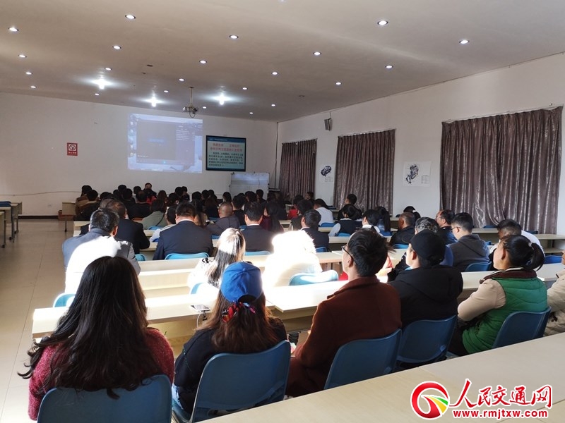 �������������������С��傀һ���M(j��n)�{У���M(j��n)���\(y��n)��ͨ��ȫ����