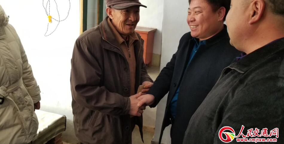 ����ͨ�s־�紺��(ji��)���R֮�Hο�����yȺ��