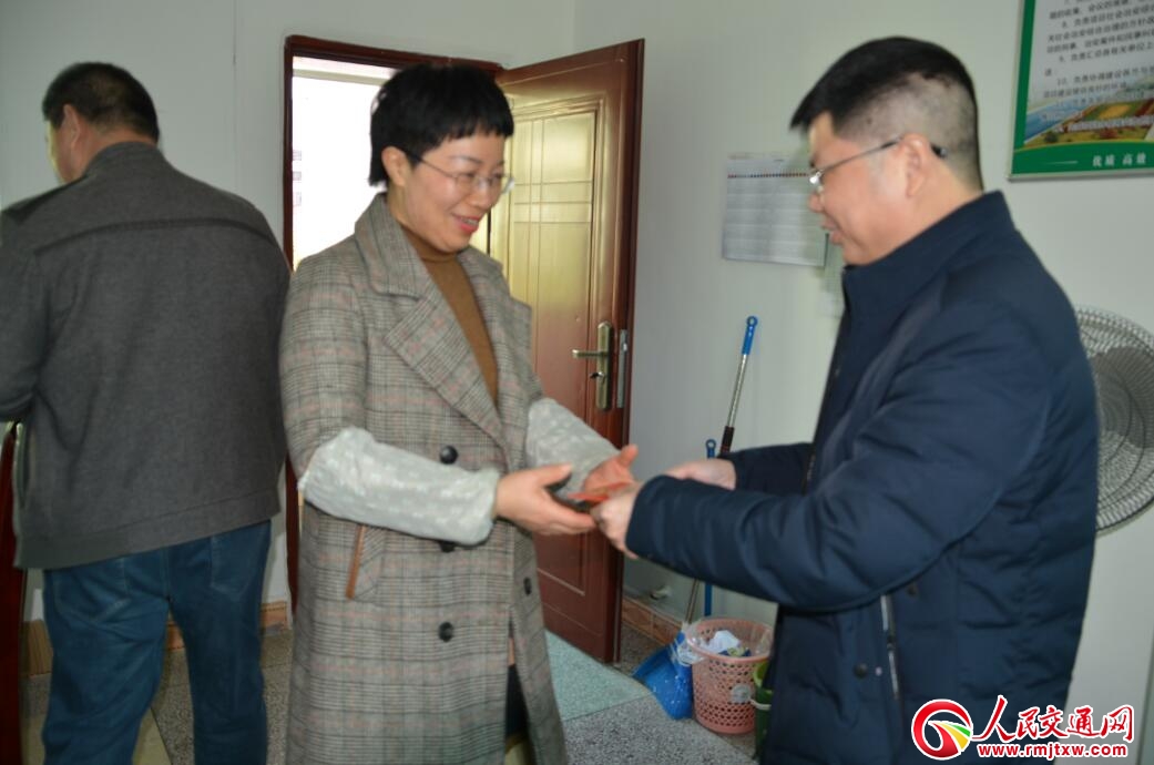 ����������·�־��_չ����(ji��)ο�����