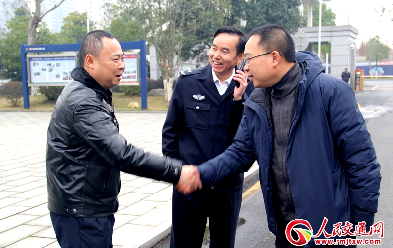 ���ϳ�������^(q��)�I(l��ng)��(d��o)������ֱ��һ����_չ����(ji��)���Lο�����