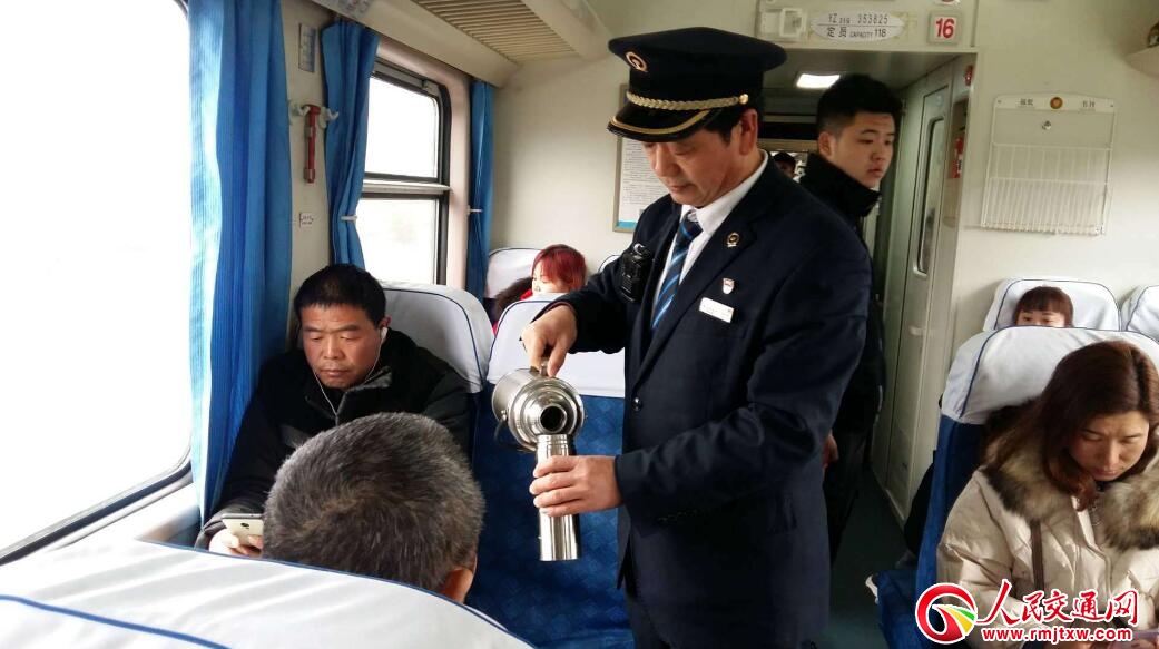 ��ռ��(bi��o)���ÿ���܇(ch��)ƽ�����_(d��) �Լ���̤��(sh��)