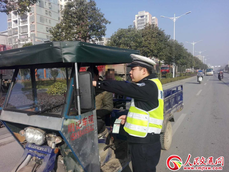 ���ϰ��l(xi��ng)�����_չ��݆܇�r(n��ng)��܇�`���d�˼��������Є�(d��ng)