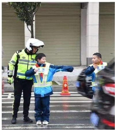 ��ͨ��ȫ֪�R(sh��) �M(j��n)У�@