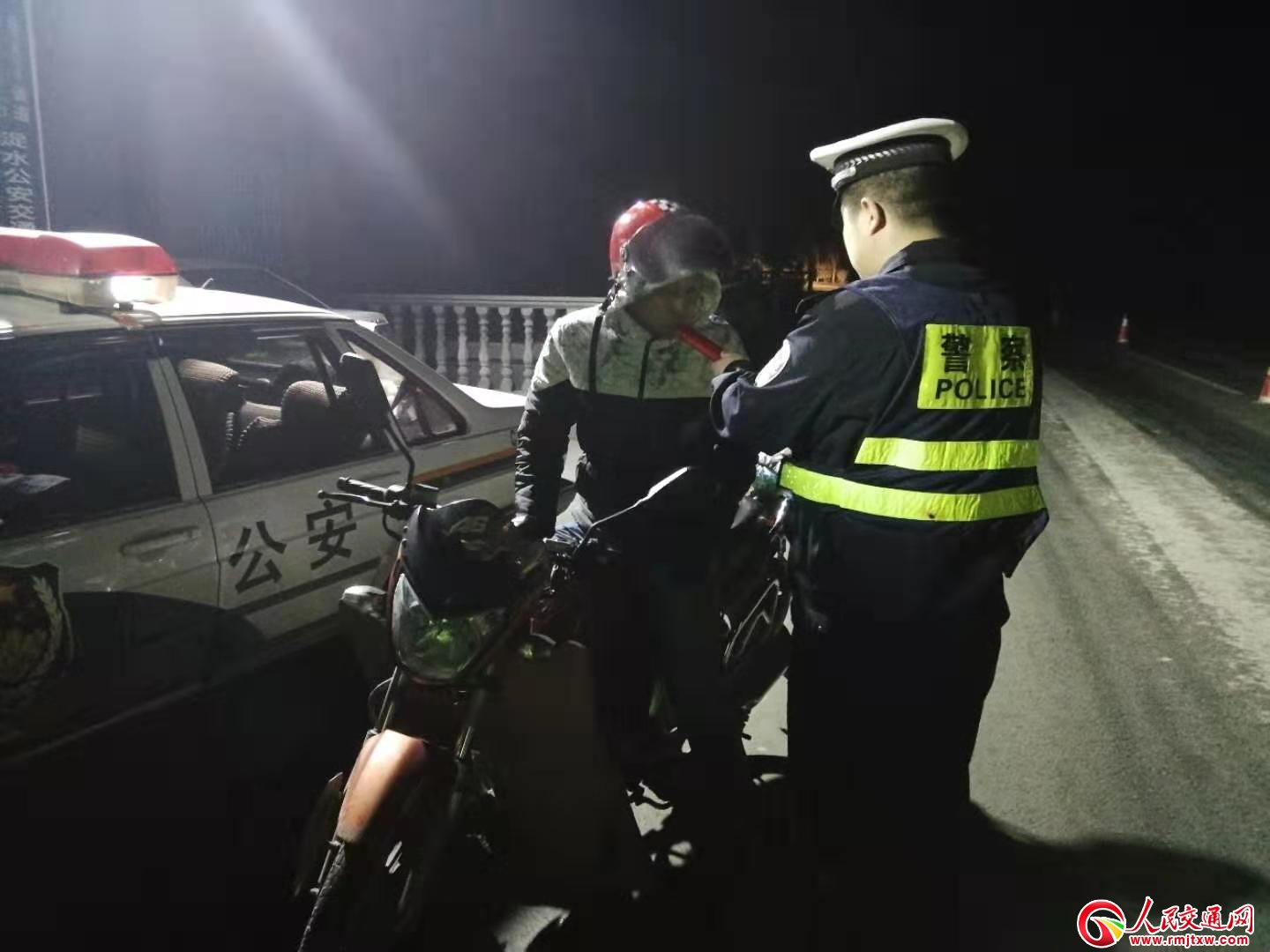 ���{���������� ������{�F�݄մ�������δֹͣ