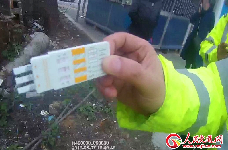 ���۽o�� ���ϳ��½���ֱ��һ��꠲�@���(n��i)�������{