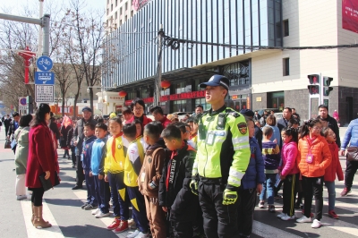 �|������У����ģʽ��ʽ�Ͼ� �������o(h��)�W(xu��)������У�@��ͨ��ȫ��