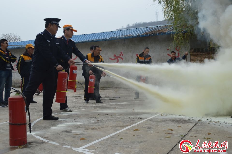 ����Ӱ��S���F���e�O�_(k��i)չ�������(z��i)�����ݾ�ȫ���_���F·��·��ȫ��ͨ