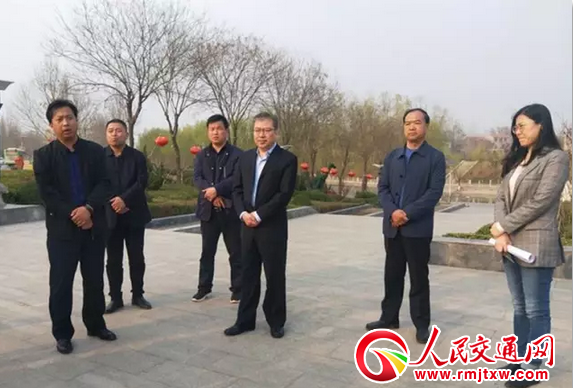 �ӱ�κ�h�h�I(l��ng)��(d��o)�R������������(sh��)���{(di��o)�е�ʮ�Ō��滨��(ji��)�I�乤��