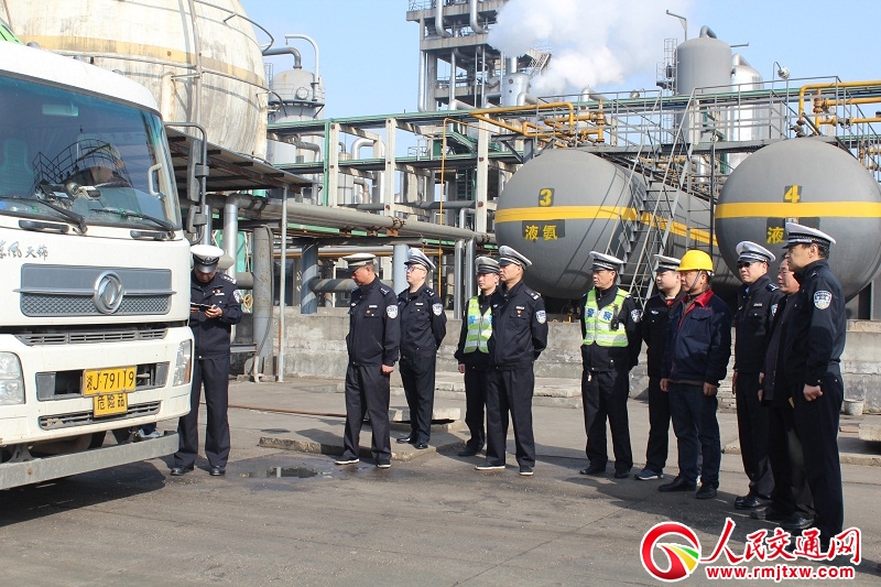 ���ϰ��l(xi��ng)�����_չ���c(di��n)܇�v��ͨ��ȫ����(d��o)�z��