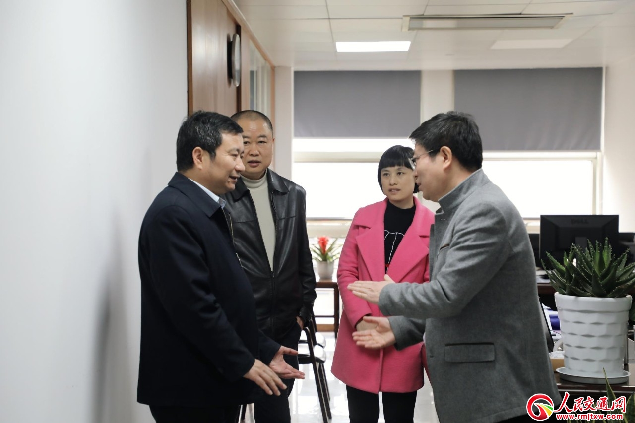 �㽭ʡ��Ȼ�YԴ�d�d�L(zh��ng)�S־ƽ������ֱ���I(y��)��λ�{(di��o)��