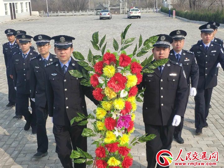 ����Ӱ��S���F���_չ�tɫ���߾��Ѹ������һ��