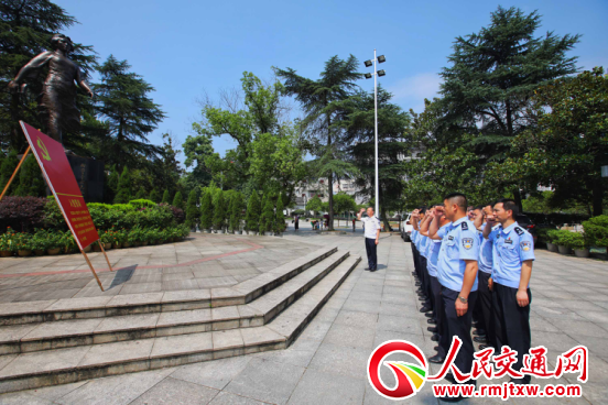 ���мtɫ���� ���ϑ��F�����_չ���tɫ�����}�h�ջ��(d��ng)